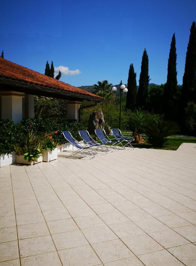 Villetta Blue Garden Sonnino Exterior foto