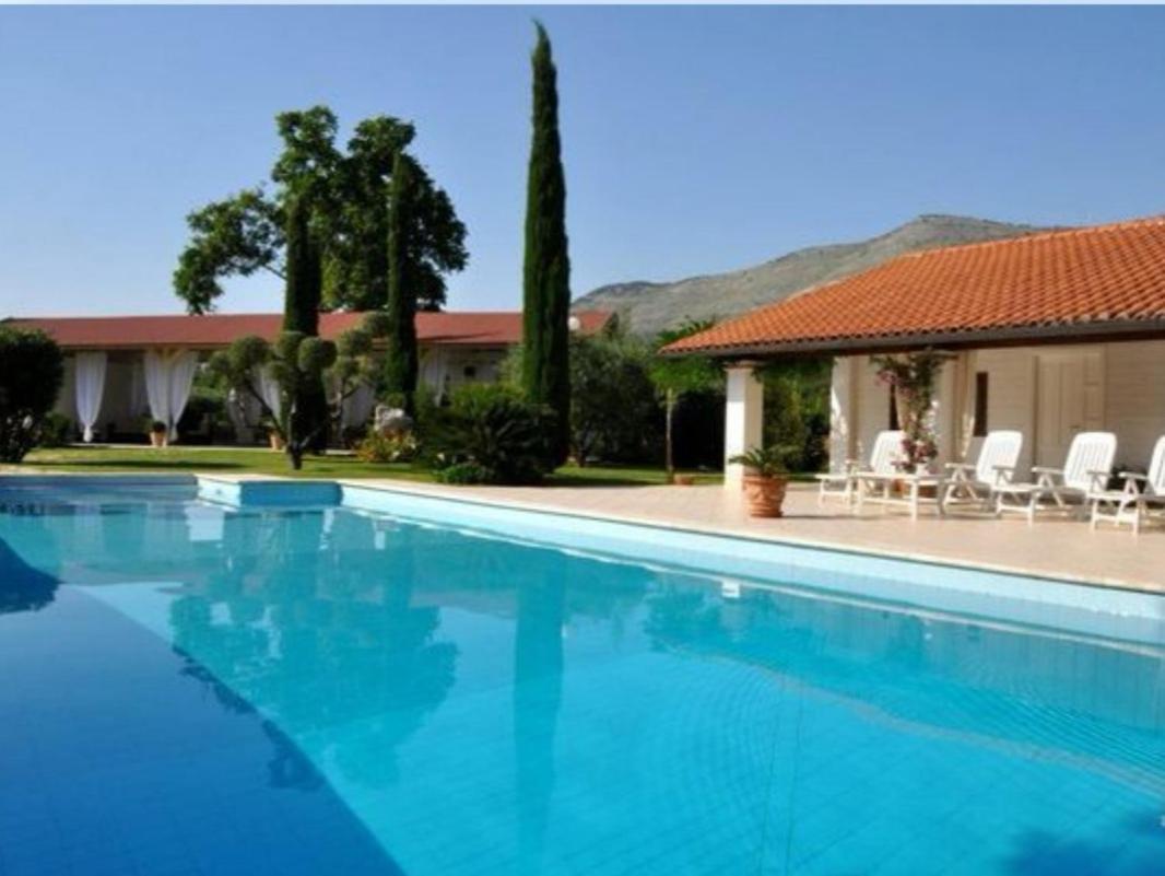 Villetta Blue Garden Sonnino Exterior foto